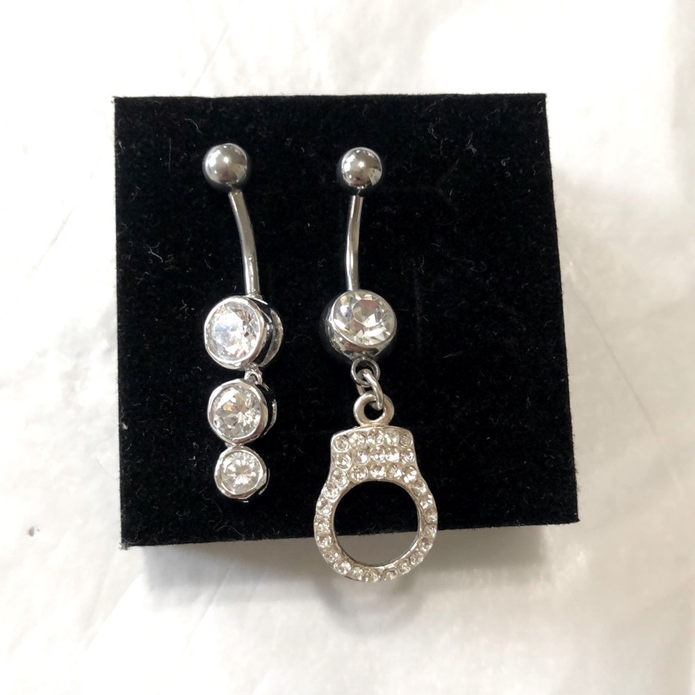 2 Set Body Jewelry- handcuff & triple diamond